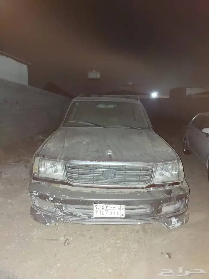 قطع جيب تويوتا موديل 2000 0