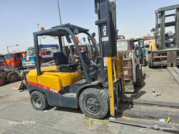 تأجير رافعات شوكيه جميع الاحجام فور كلفت تحميل تنزيل ترتيب 1