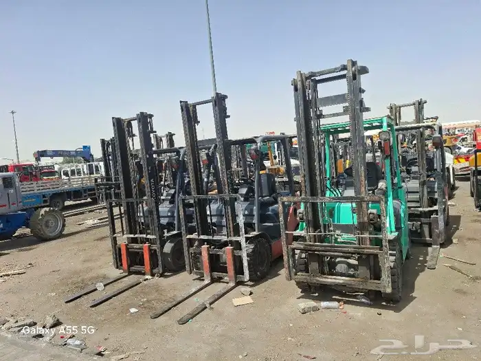 تأجير رافعات شوكيه جميع الاحجام فور كلفت تحميل تنزيل ترتيب 2