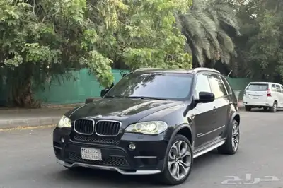 بي ام دبليو x5 2011 حالة نظيفة ممشى قليل 12