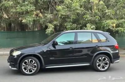 بي ام دبليو x5 2011 حالة نظيفة ممشى قليل 10