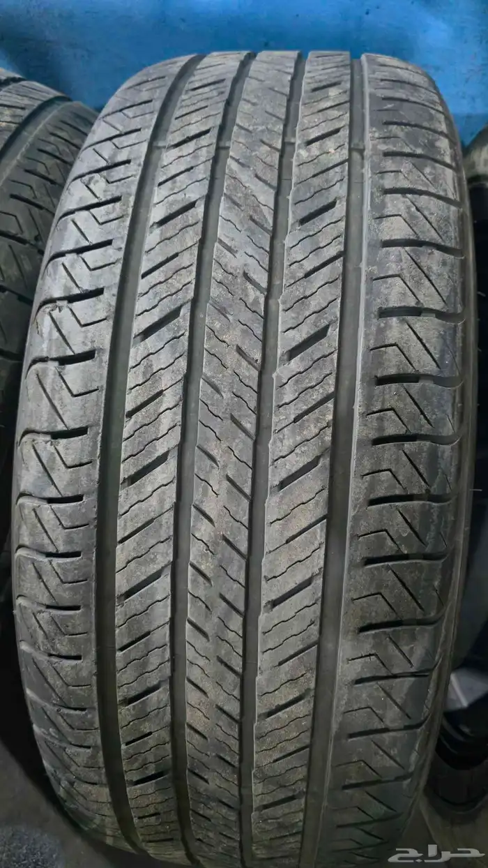 جنوط 20 مع كفرات نظيفة فورد F150 4