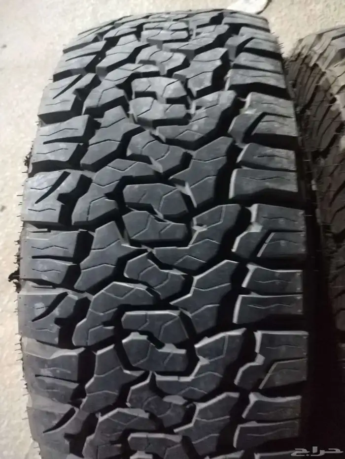 اربع كفرات بي واي نص حجري 285 75 16 كفرات منزله شبه جديد 0