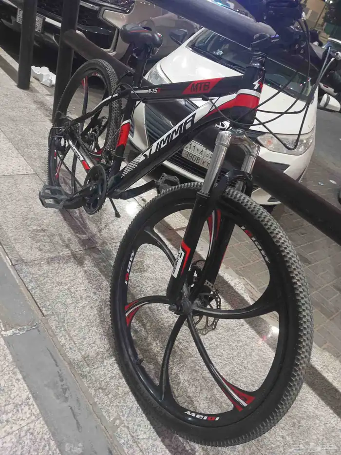 سيكل سباق تعاشيق نظيف جدا علا السوم 1