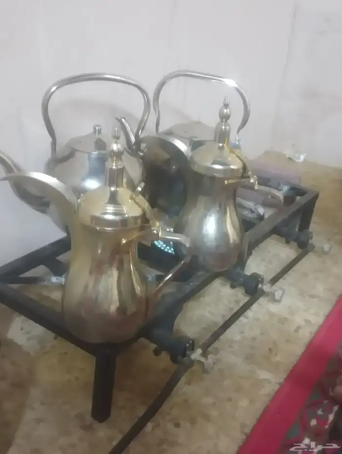 يوجد لدينا حارس بالراتب قهوه صبار 0