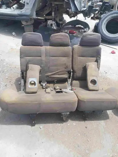 باجيرو ربع بيع قطع غيار تشليح فقط بمنطقه الحمدانيه في جده 2