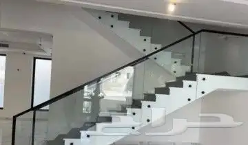 دربزين تيواني 304شبابيك درجان 1