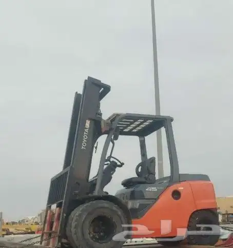 Forklift Al kharالخرج رافعات شوكية ايجار 2