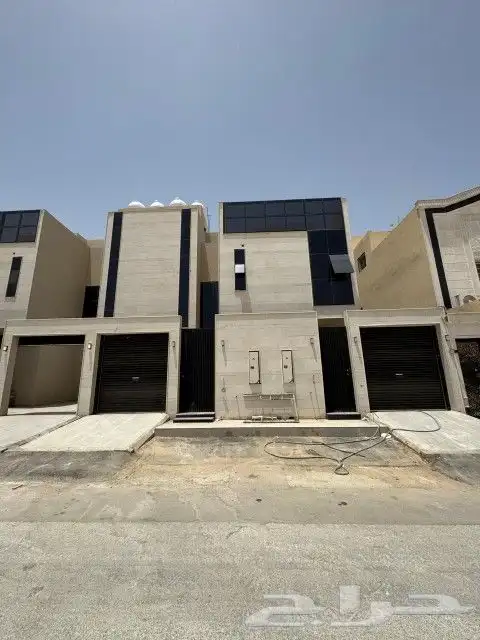 للبيع دورارضي بصك مستقل حي طويق 0