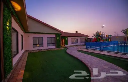 استراحة الشرق قسمين 4