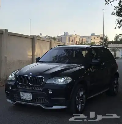 بي ام دبليو x5 2011 حالة نظيفة ممشى قليل 15