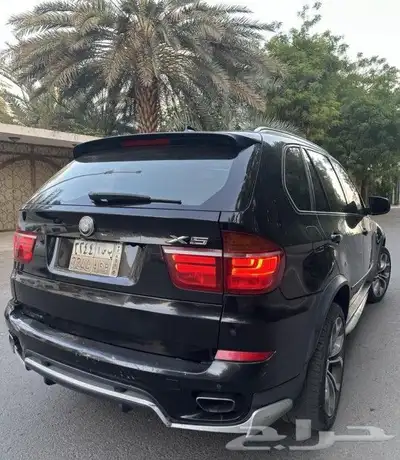بي ام دبليو x5 2011 حالة نظيفة ممشى قليل 3