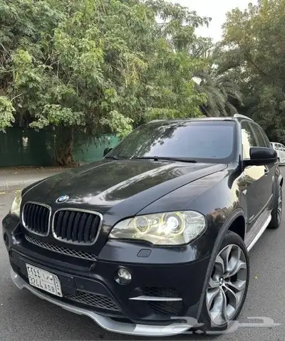بي ام دبليو x5 2011 حالة نظيفة ممشى قليل 4