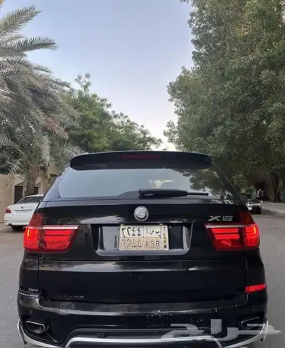 بي ام دبليو x5 2011 حالة نظيفة ممشى قليل 2