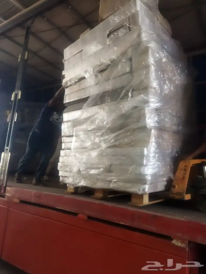 ابو فهد لتاجير المعدات الثقيله رافعات شوكية  سطحه ونش 1