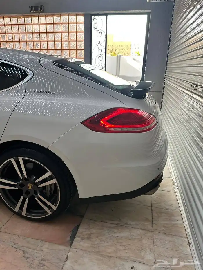 بورش مخزنه ماشي 13 الف Porsche Panamera 2014 18