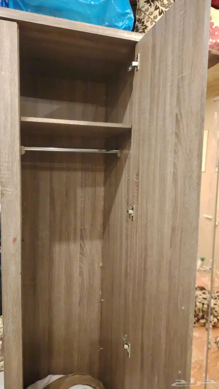 دولاب جميل جدا بسعر 150 1