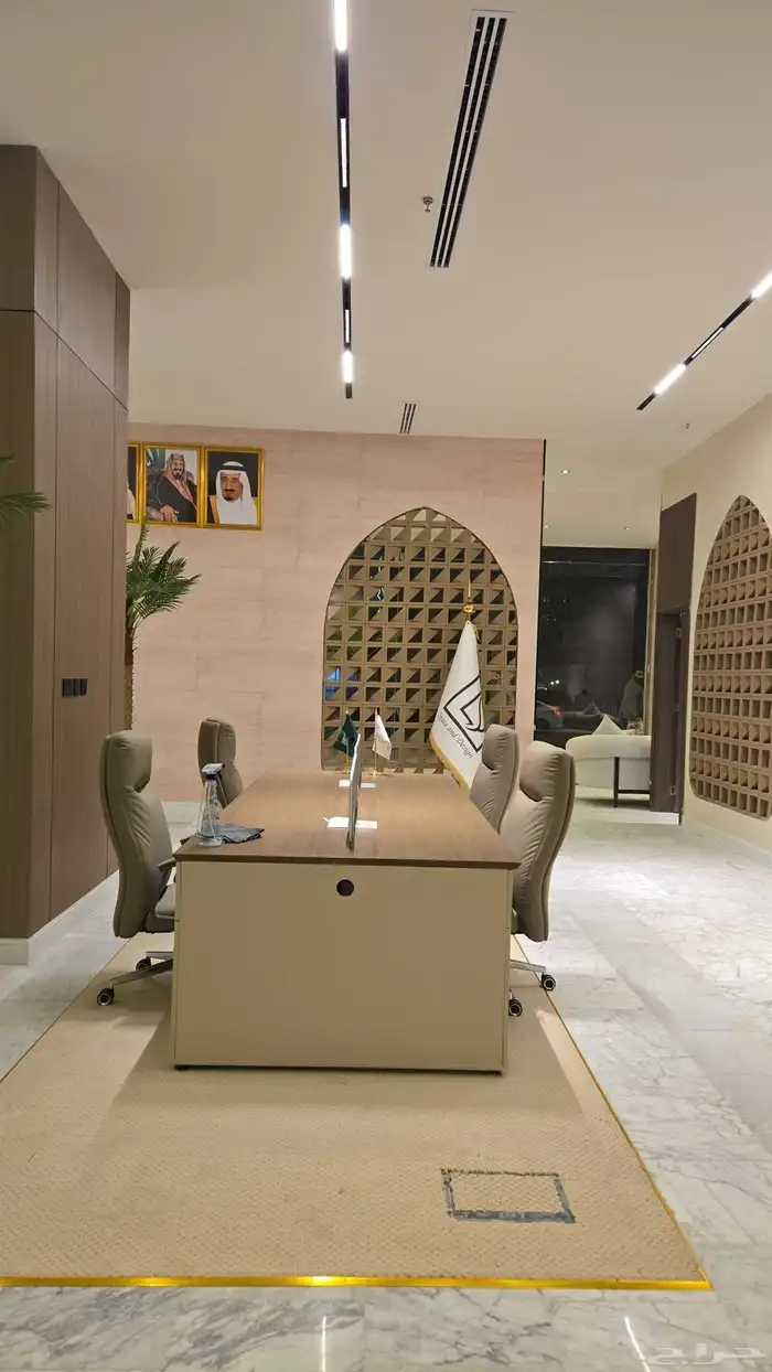 مكاتب تجارية للايجار 1