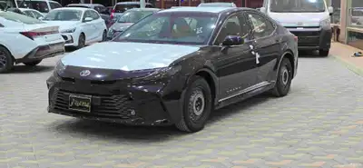 تويوتا كامري 2025 ستاندر كويتي 1