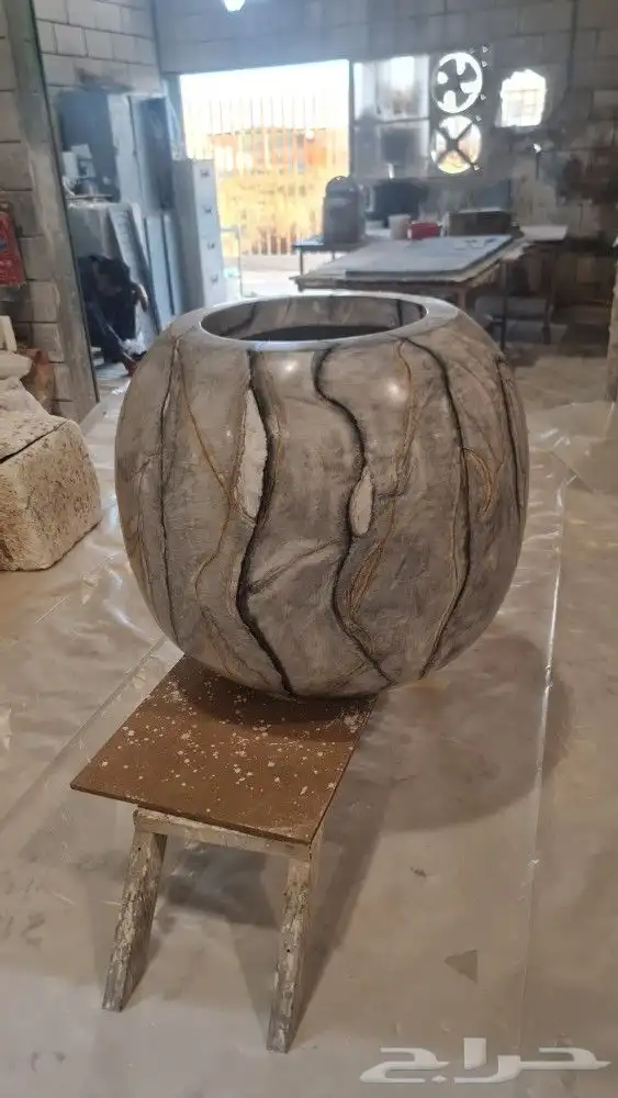 احواض زراعية من الفايبر ومجسمات حلويات من الفايبر 0