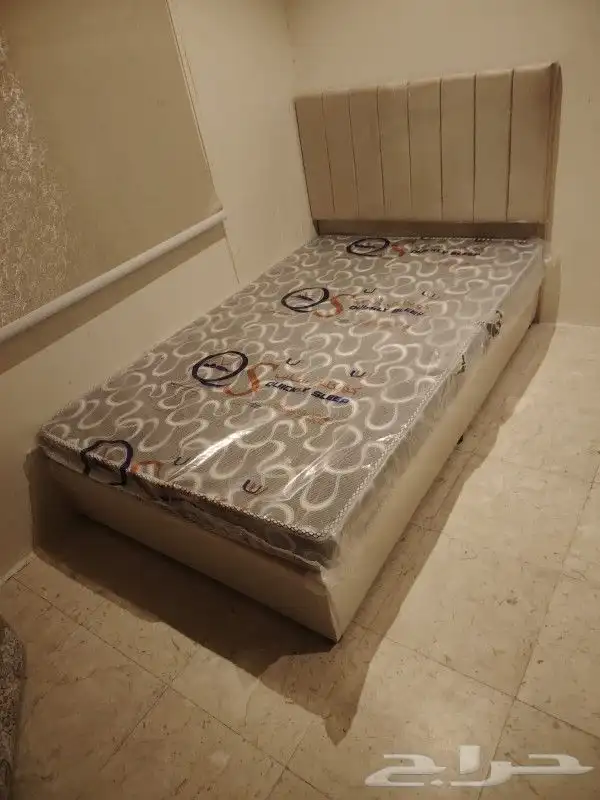 سرير حديد جمله كميات كبيره اسره دورين 11