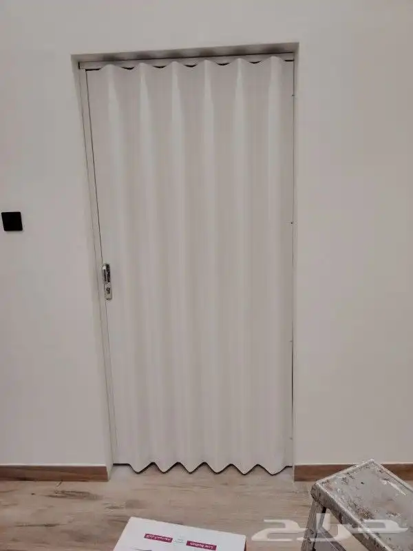 أبواب سحاب جلد أو بلاستيك كرديون 9