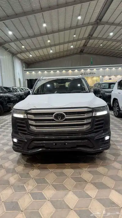 لاند كروزر - جي اكس ار GXR - خليجي - فل كامل - 2025 0