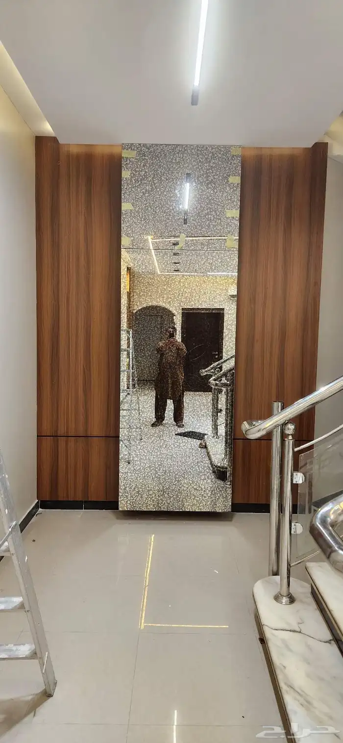 معلم ديكورات خشبية 1