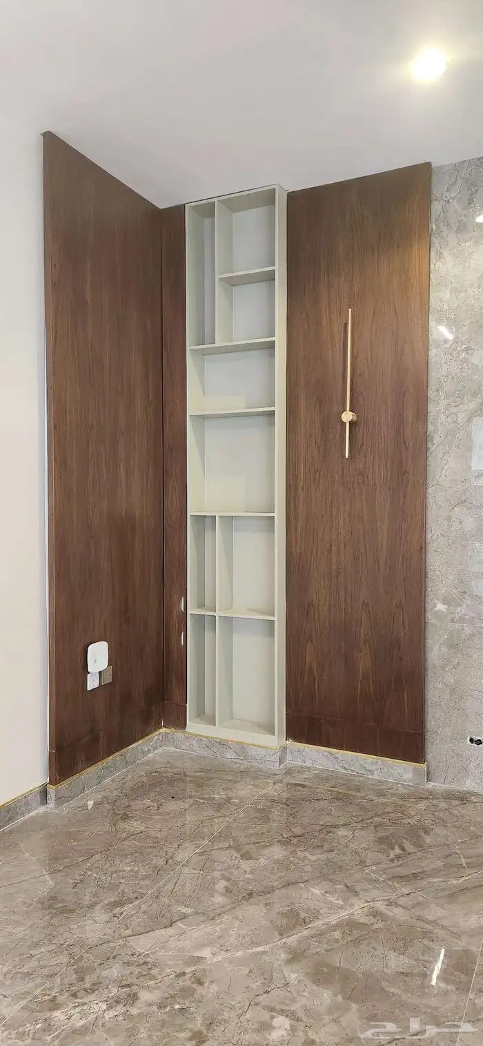 معلم ديكورات خشبية 3