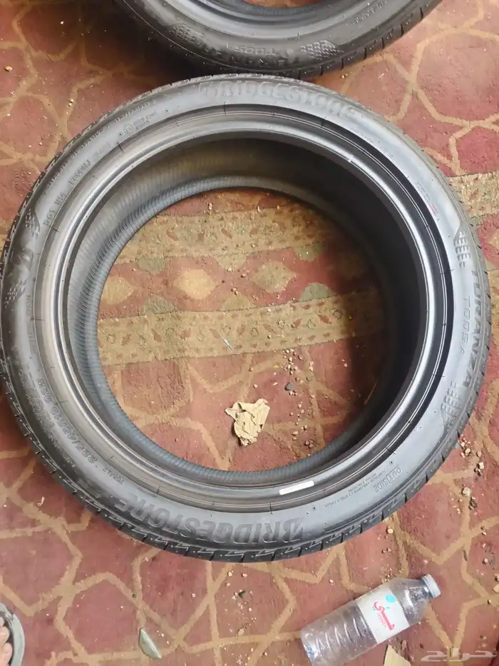 أربع كفرات برجيستون 225 45 19 10