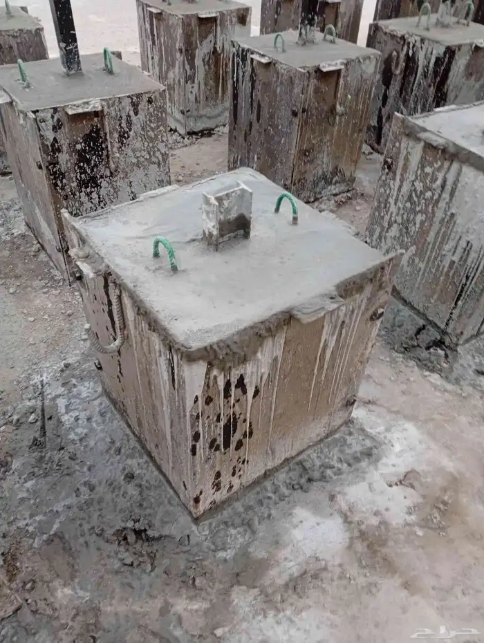 قواعد أعمدة قواعد إنارة قواعد أعمدة كهربة 4