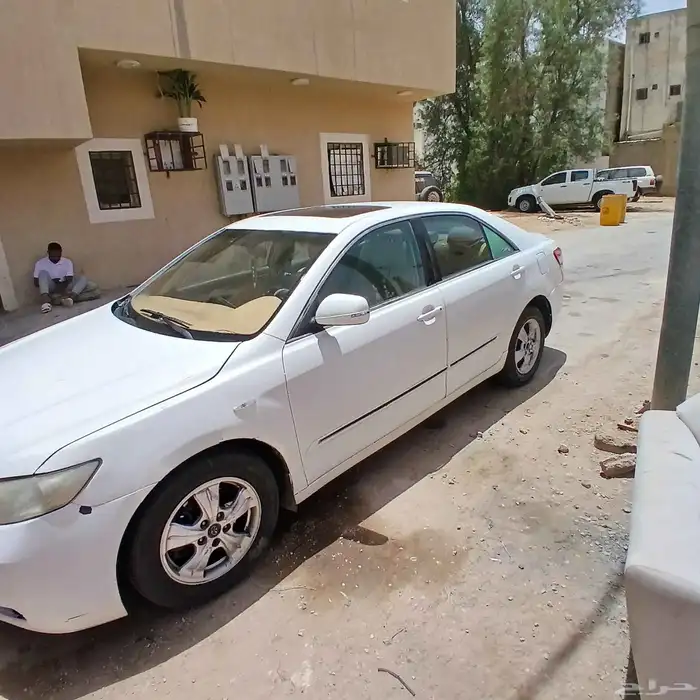 كامري للبيع 2007 المامشه 700الف 2