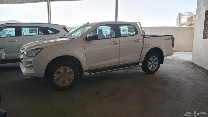 ايسوزو ديماكس اتوماتيك ال اس LS فل كامل 2024 7