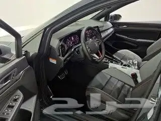 فولكس واجن جولف 2023 8