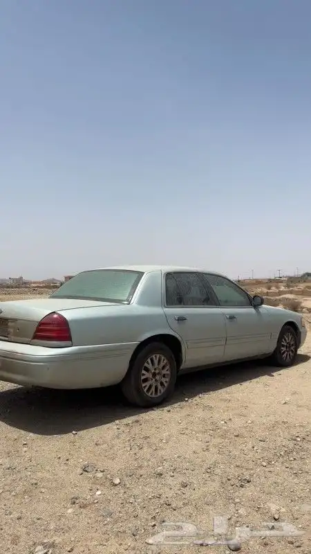 فورد موديل 2003 فكتوريا للبيع مكينته مخبطه اللي له نظر حياه 0