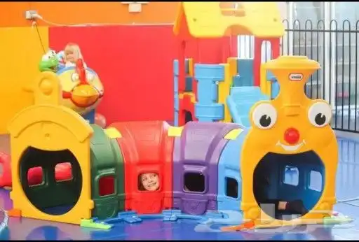 مراجيح زحاليق مشتركة أحواض كرات العاب مائية ونفخ 3