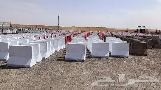 حواجز خرسانيه وزينة حدائق مناهيل مصدات قواعد اناره 1