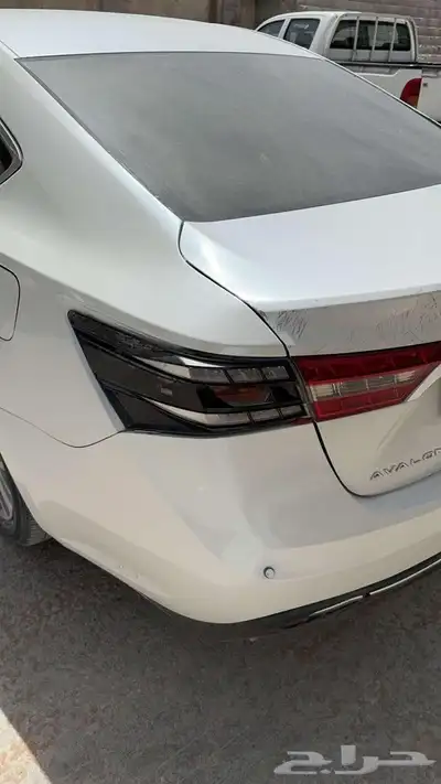 غطيان قزاز شمعات واسطبات السيارات عدسات زنون لمبات ليدات محو 20