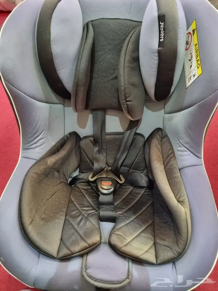 كرسي أطفال للسيارة على السوم 0