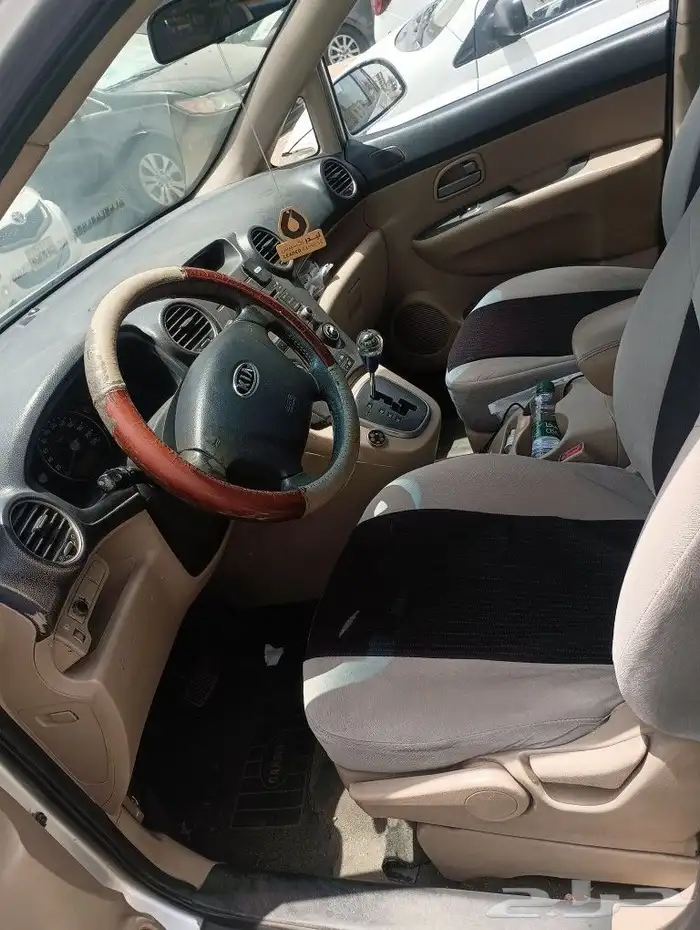kia cirenc 2010 5