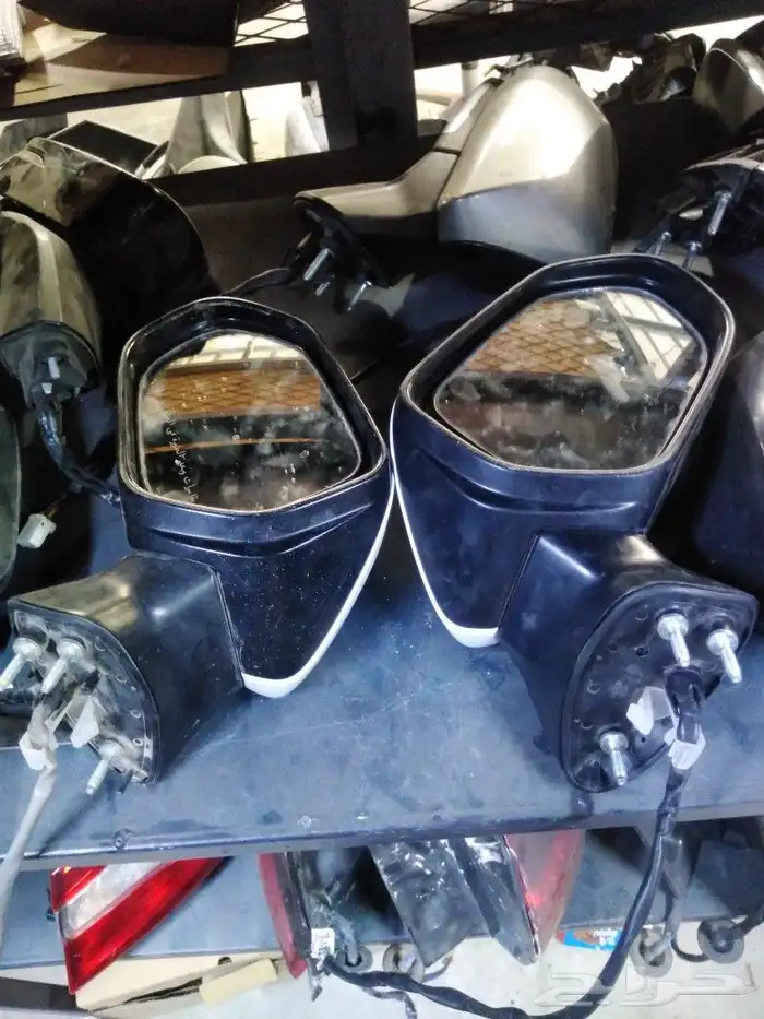 مرايات جانببه تويوتا كامري 2018-2025 3