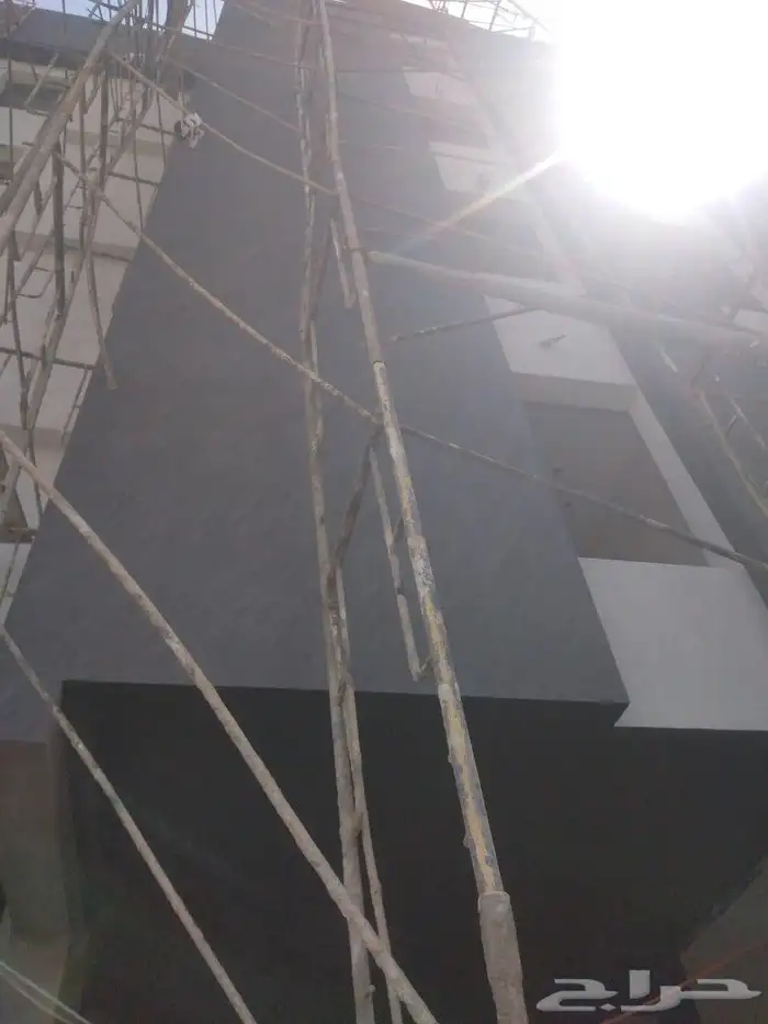 معلم جرافيت بروفايل ترميم وازله البويا القديم وستبادله في ال 4