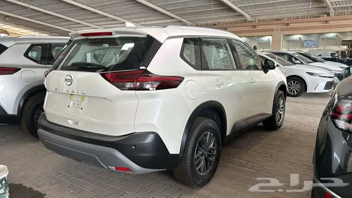 نيسان اكس تريل 7 مقاعد دبل وبدون دبل 2025 4
