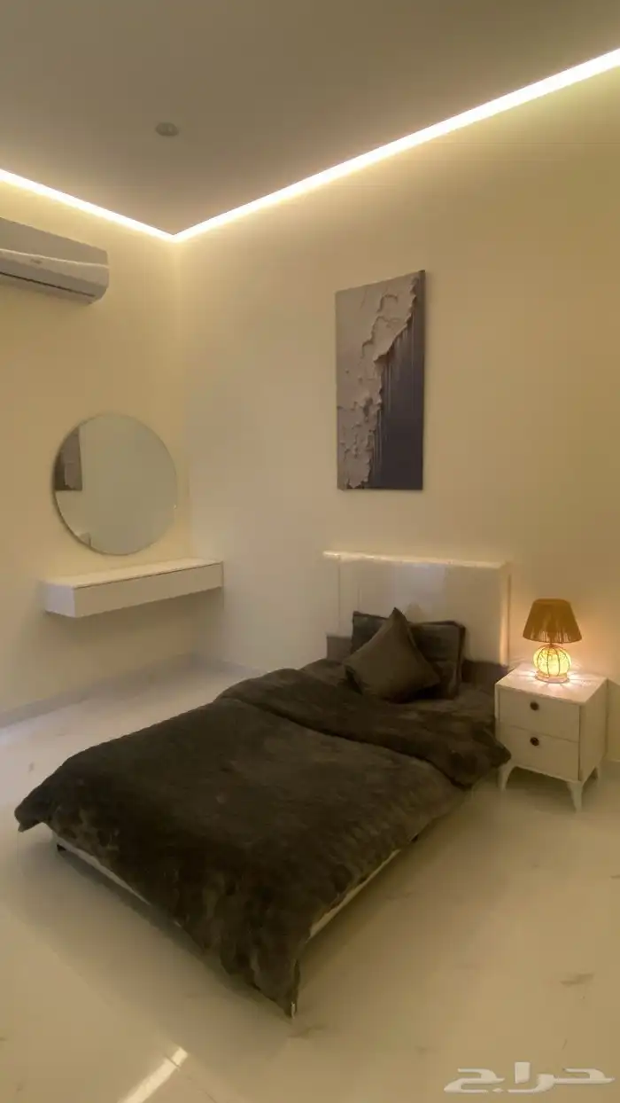 شقه ارضيه للايجار حي المروج سكن طالبات 3