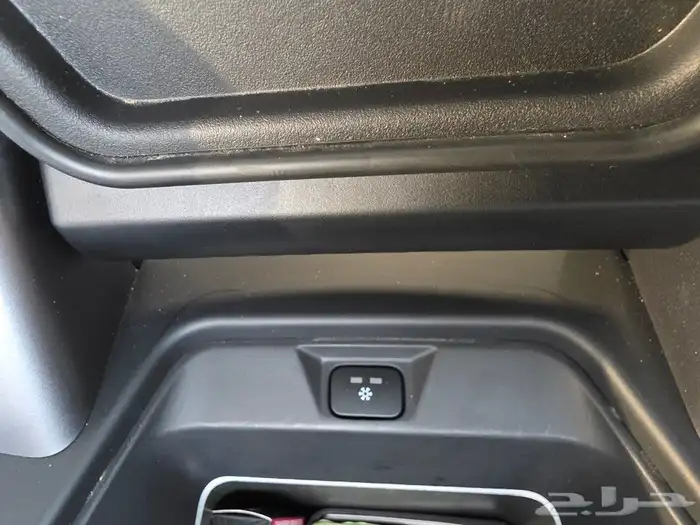 للبيع لاند روفر ديفندر 110 بودي وكالة 2023 45