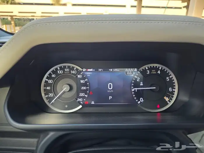 للبيع لاند روفر ديفندر 110 بودي وكالة 2023 41