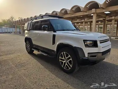 للبيع لاند روفر ديفندر 110 بودي وكالة 2023 11