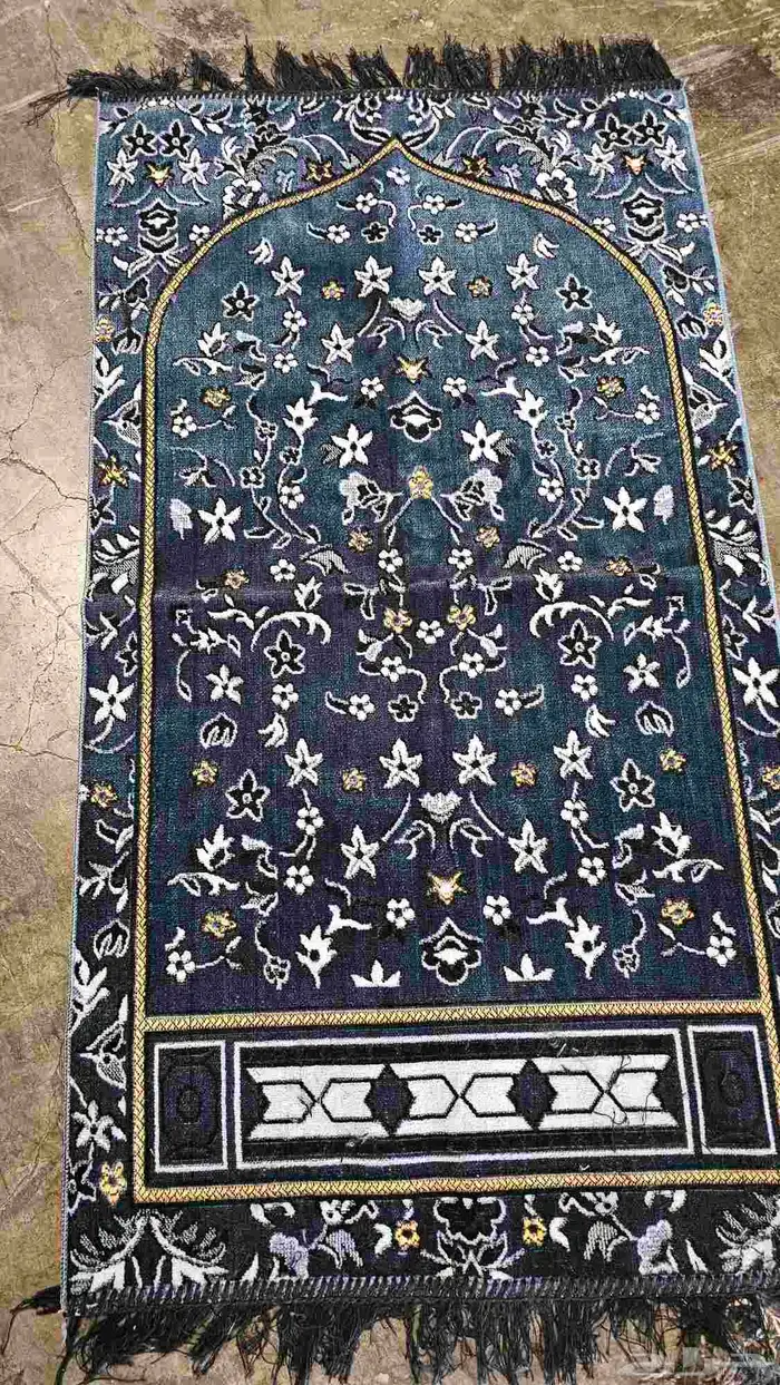 سجاد صلاة مخمل 3