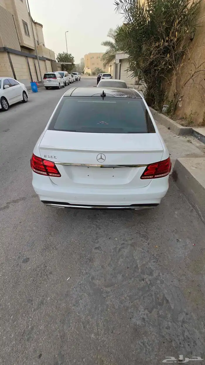 مرسيدس E300 2016 2