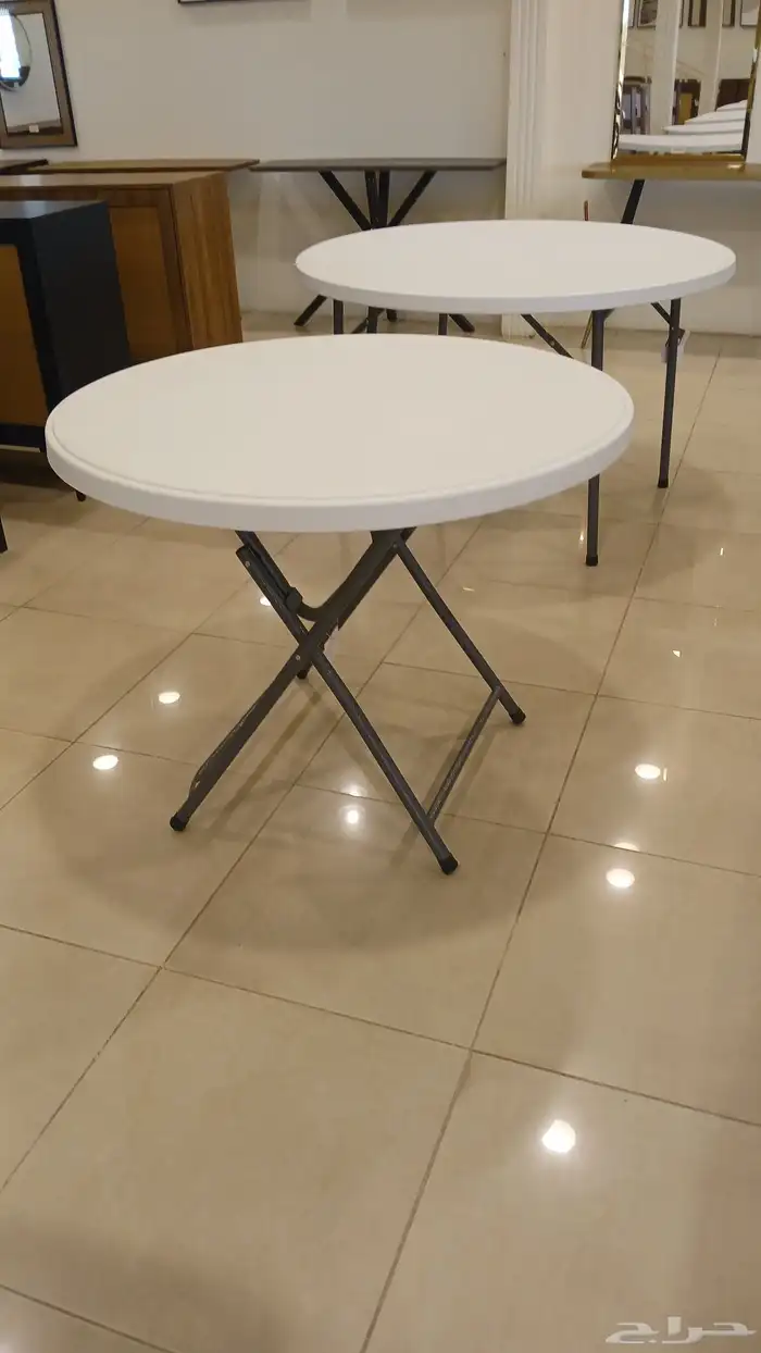 طاولات فايبر 5